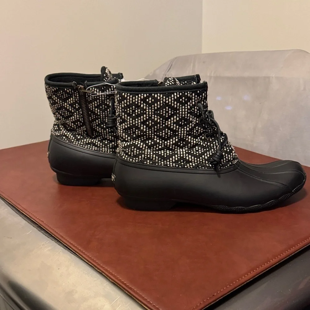 Sperry Black and White Patterned Winter Boots